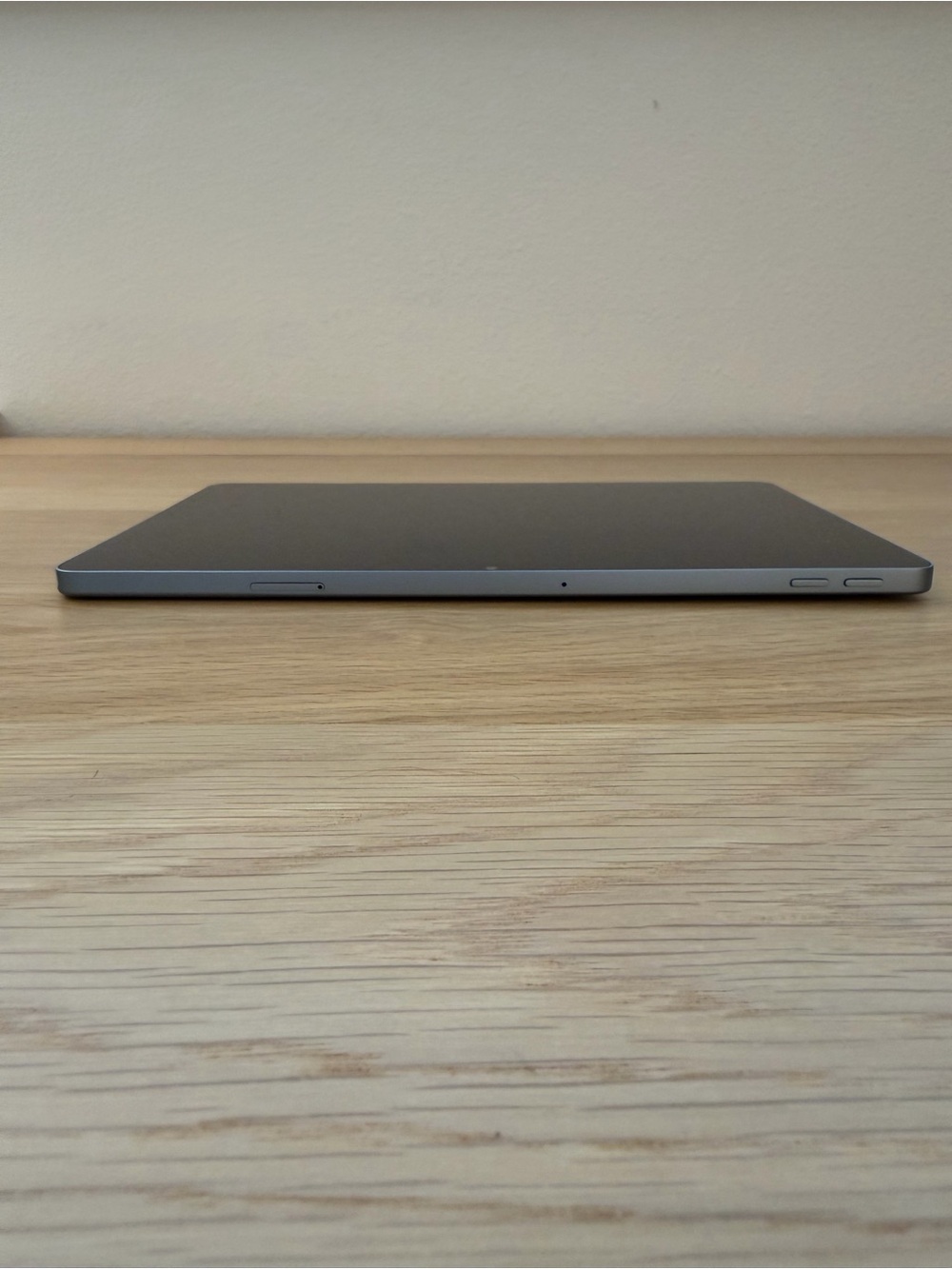 Lenovo Tab - Like New - Picture 9 of 12